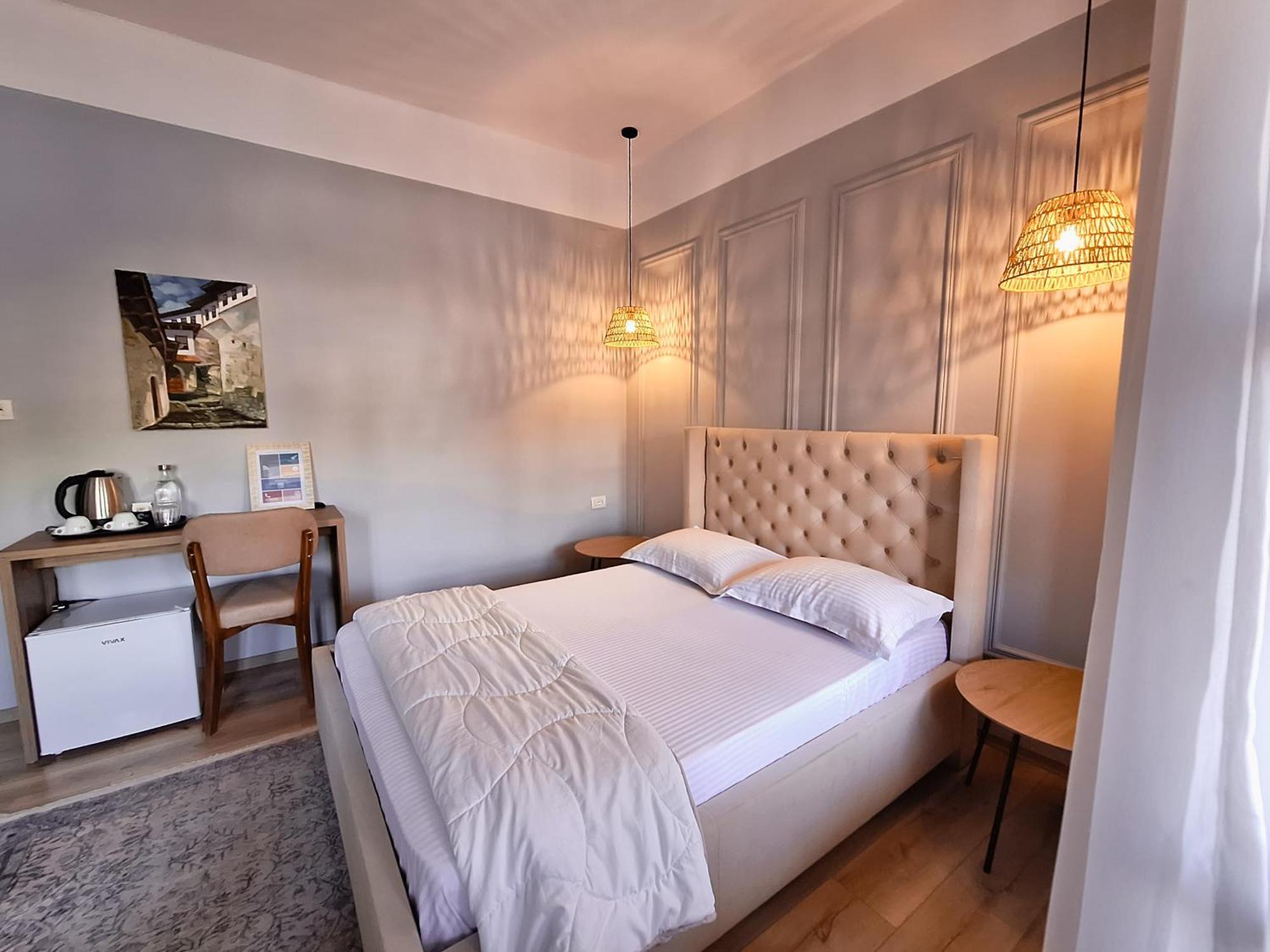 Villa Mishel Suites เบราท ภายนอก รูปภาพ